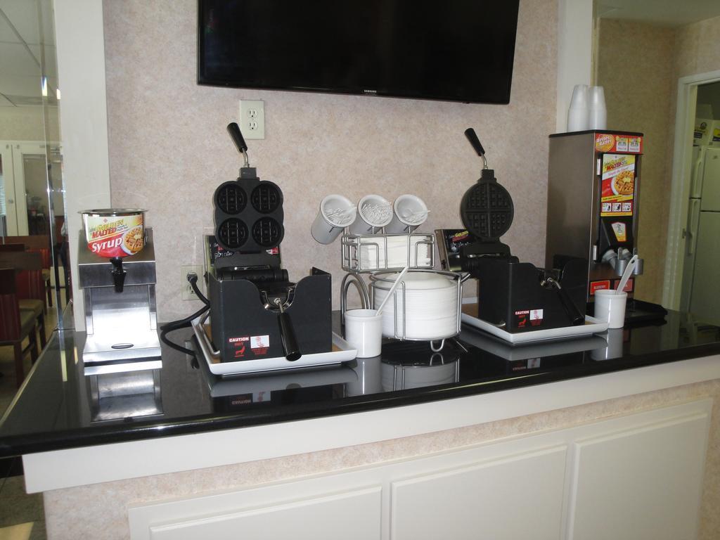Comfort Suites Victorville-Hesperia Esterno foto