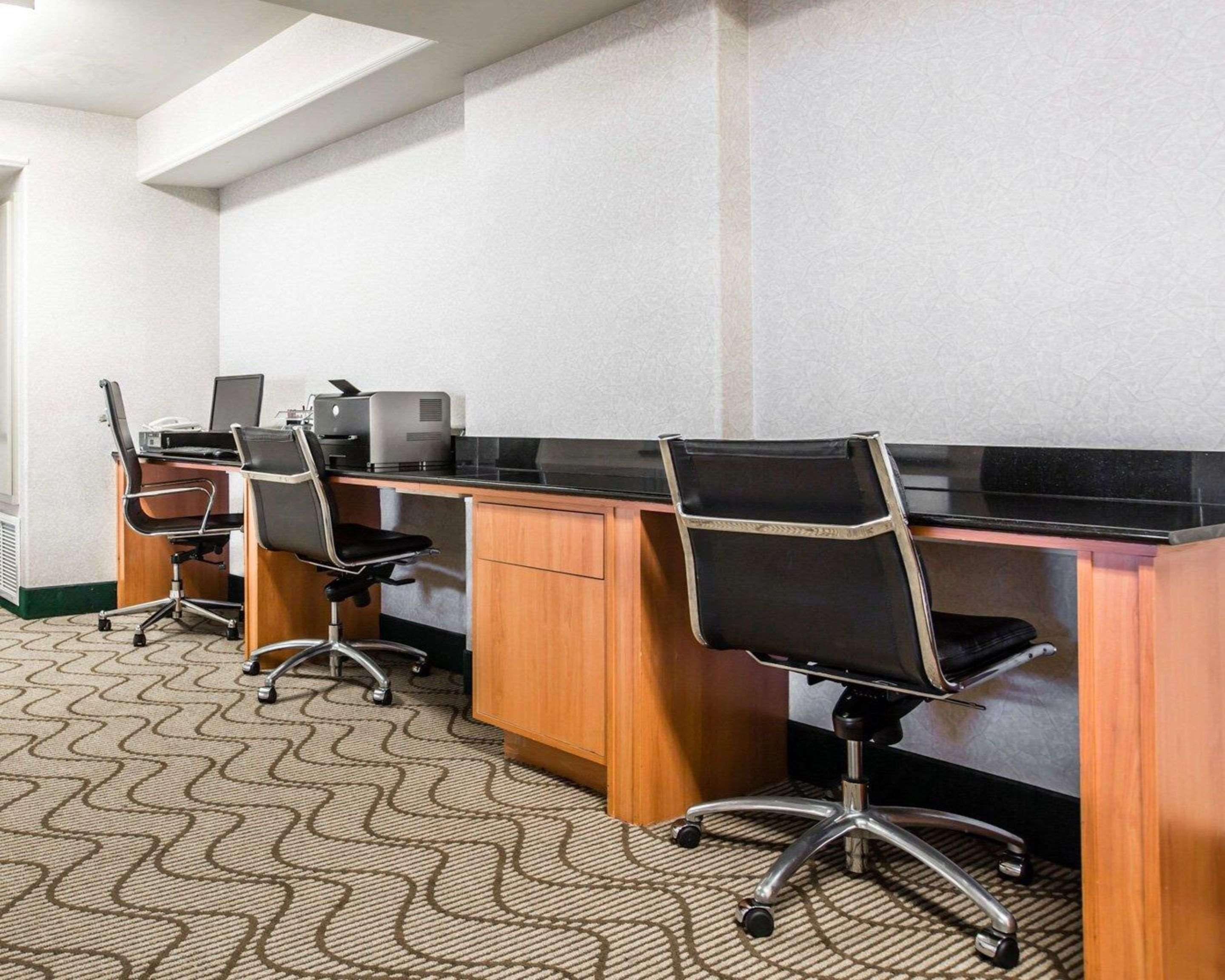 Comfort Suites Victorville-Hesperia Esterno foto