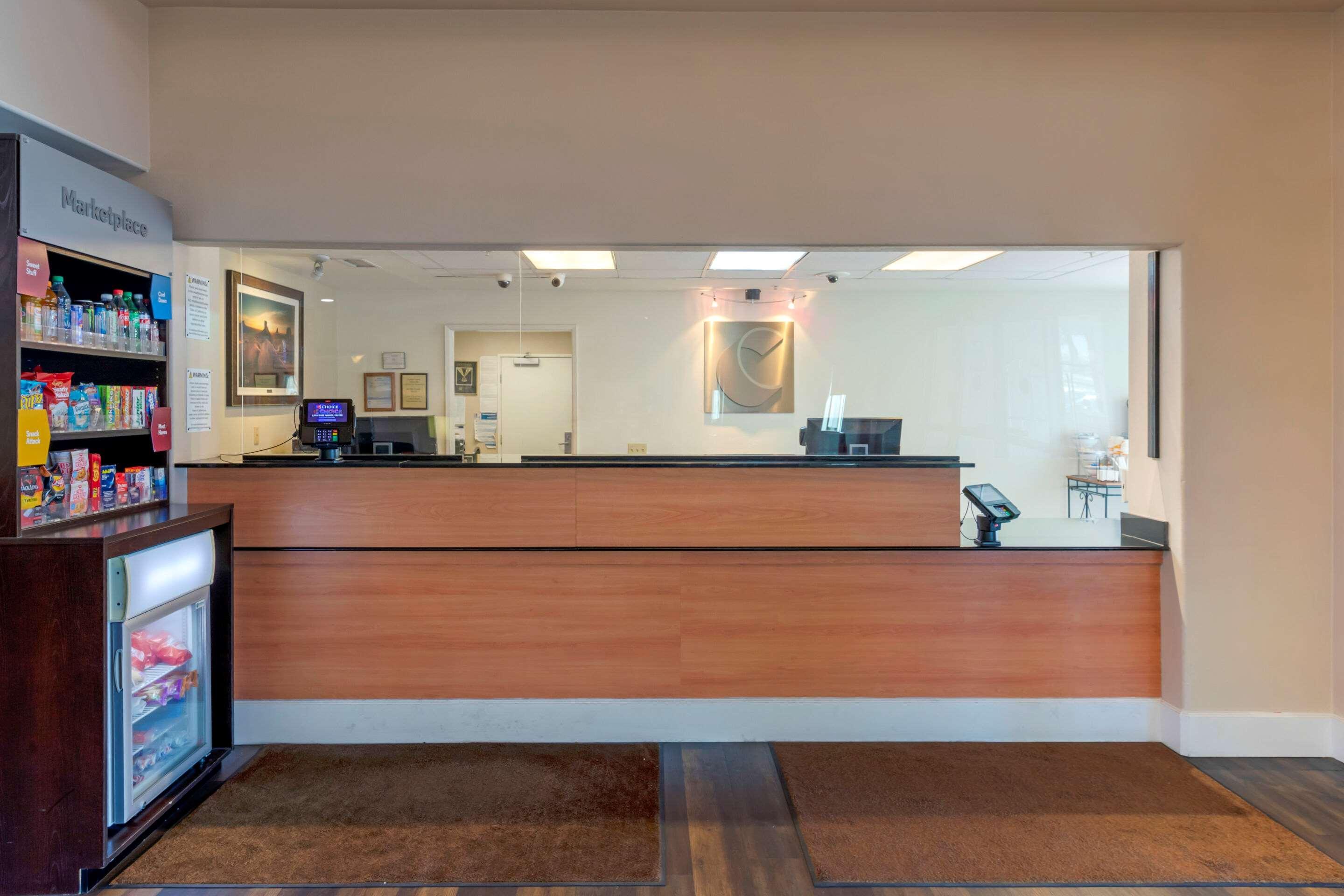 Comfort Suites Victorville-Hesperia Esterno foto